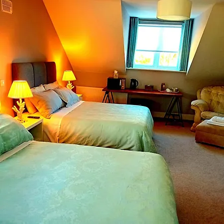 White Quarry Hse Quarry Road *