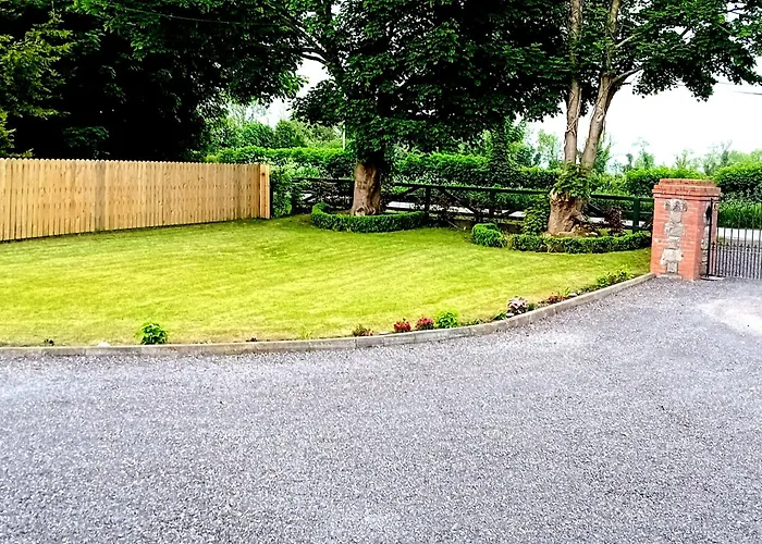 White Quarry Hse Quarry Road *